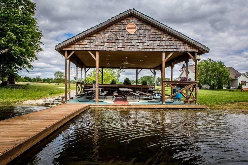 Pleasant Grove Farm Llc Hotel Lyons Exterior foto